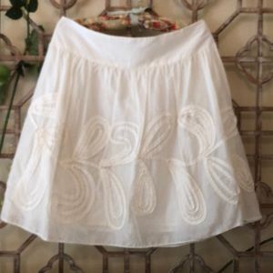 Loft white skirt with appliqué work